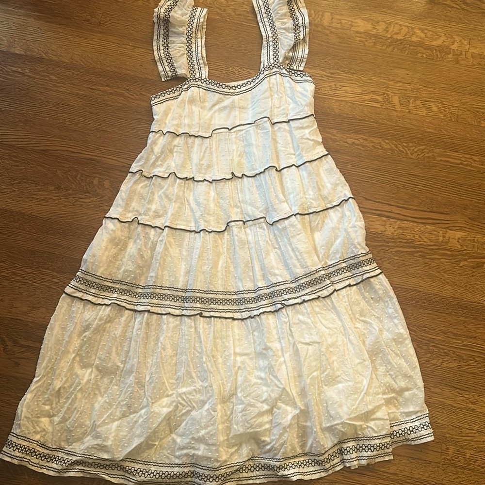 Black and white midi